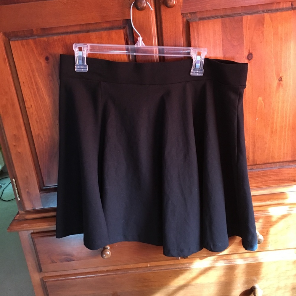 H&M Black Skirt